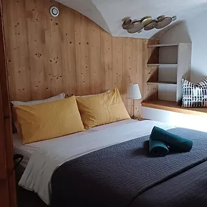 Maison A Tour Appartement